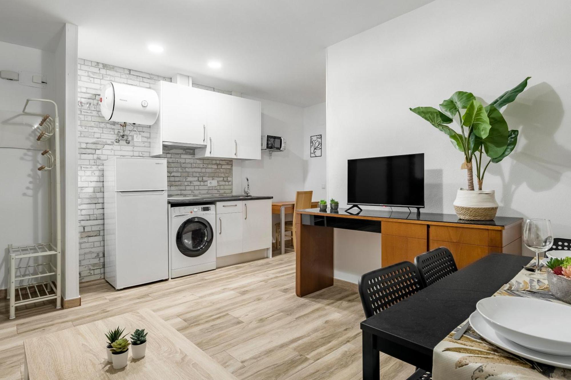 Charming Madrid Numancia Apartment Exterior foto